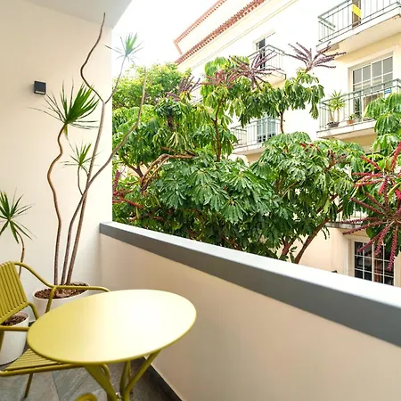 Carmo Downtown By Amazing Madeira フンシャル