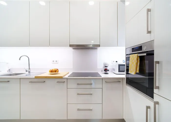 Carmo Downtown By Amazing Madeira * Funchal (Madeira)